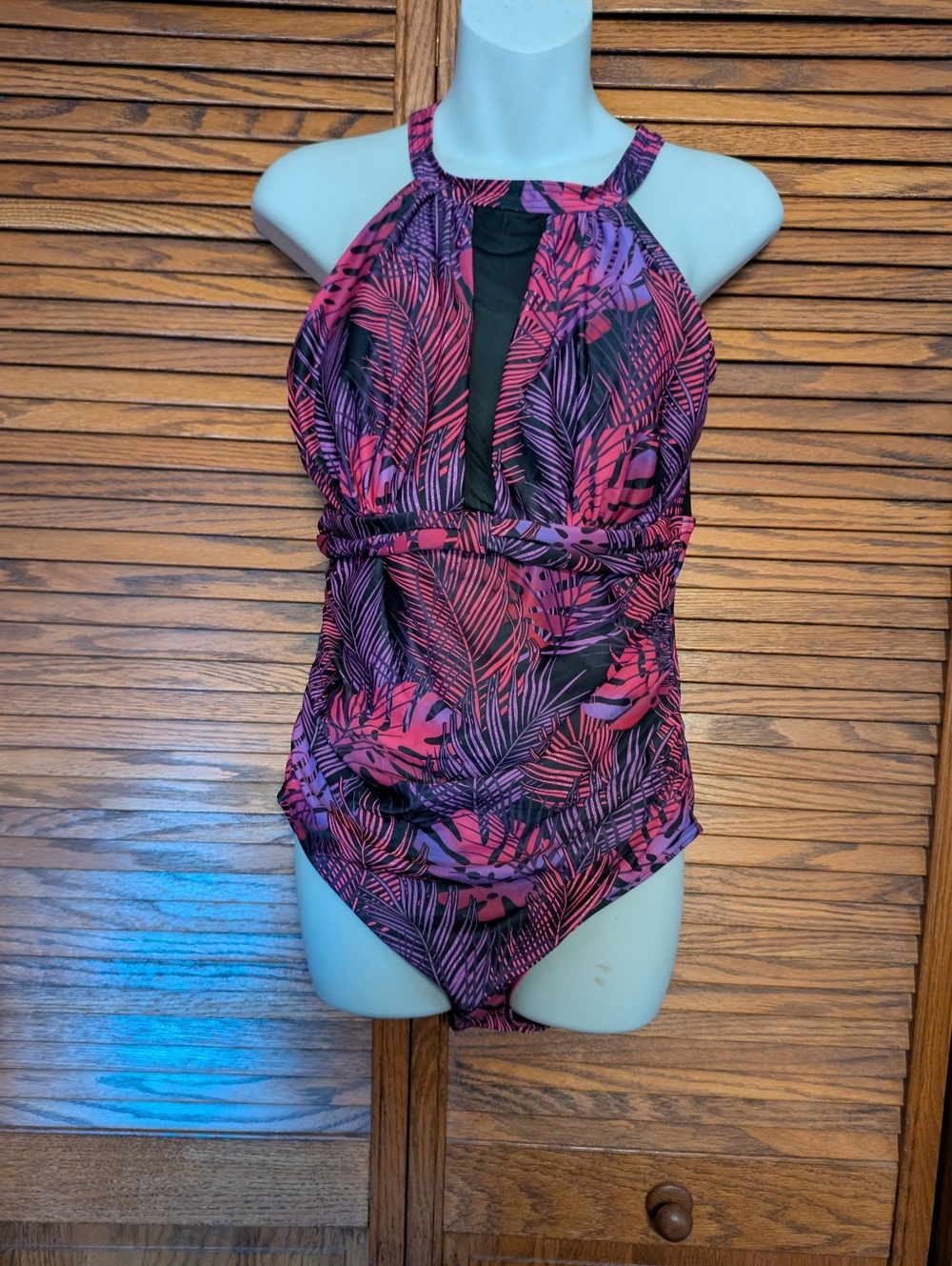 Tempt Me NWT Pink Floral Mesh Swimsuit Size Medium
